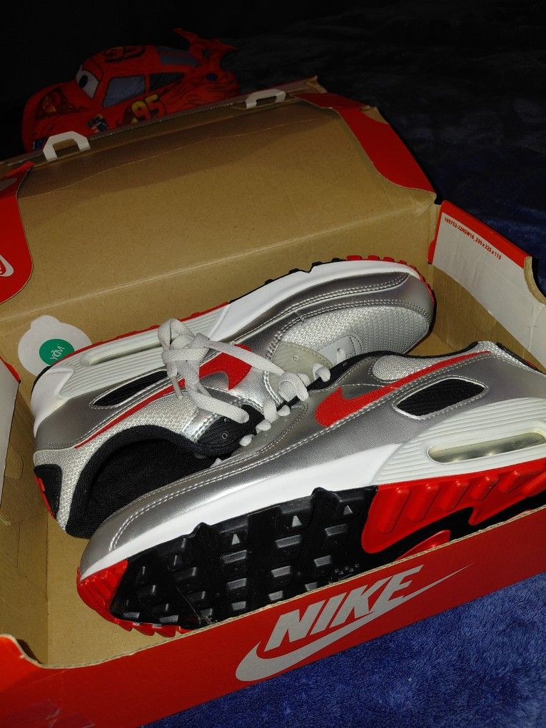 Nike Air Max Silver Bullet
