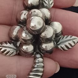 Vtg.sterling Silver Mexico " GRAPES CLUSTER" PIN