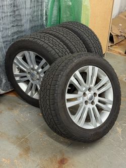 Land Rover LR4 Rims Wheels and Tires 18"