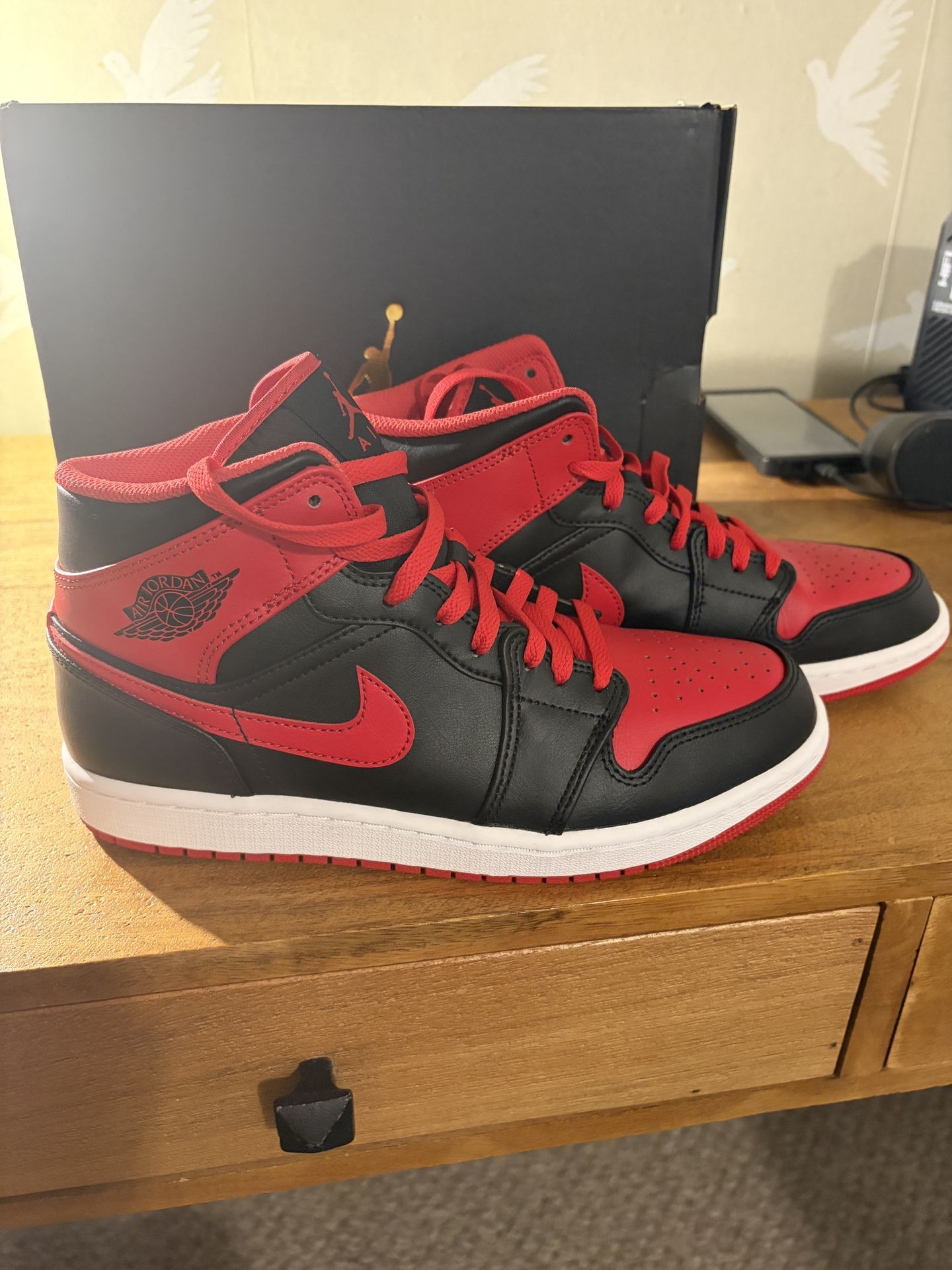 Air Jordan 1 Mid