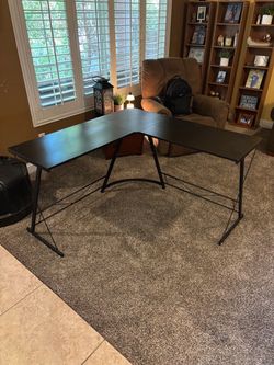 Computer/Gaming Desk 58”x58”x18”