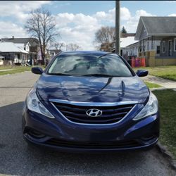 📢 For Sale: 2012 Hyundai Sonata GLS Sedan 4D 🚗