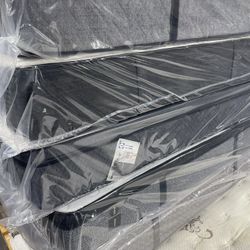 Mattress R Us Blowout