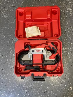 Milwaukee 6232-21 11 Amp Deep Cut Band Saw + Hard Case – Excellent