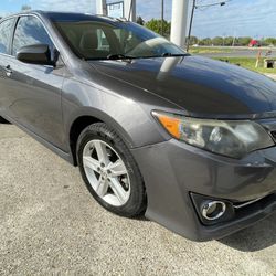 2014 Toyota Camry . Warranty Offered 