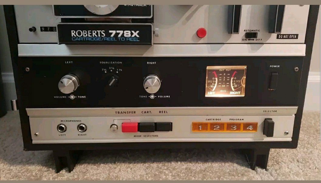 ROBERTS 778X Rheem by AKAI - Reel to Reel Tape recorder - Stereo 8