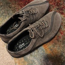 Used Women’s Clarks Size 8 1/2M