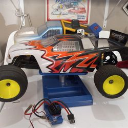 Team Associated  Rc10t3 