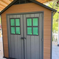 Outdoor storage shed 7.5x7