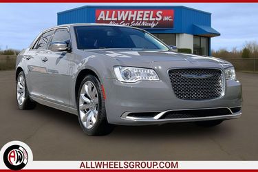 2017 Chrysler 300