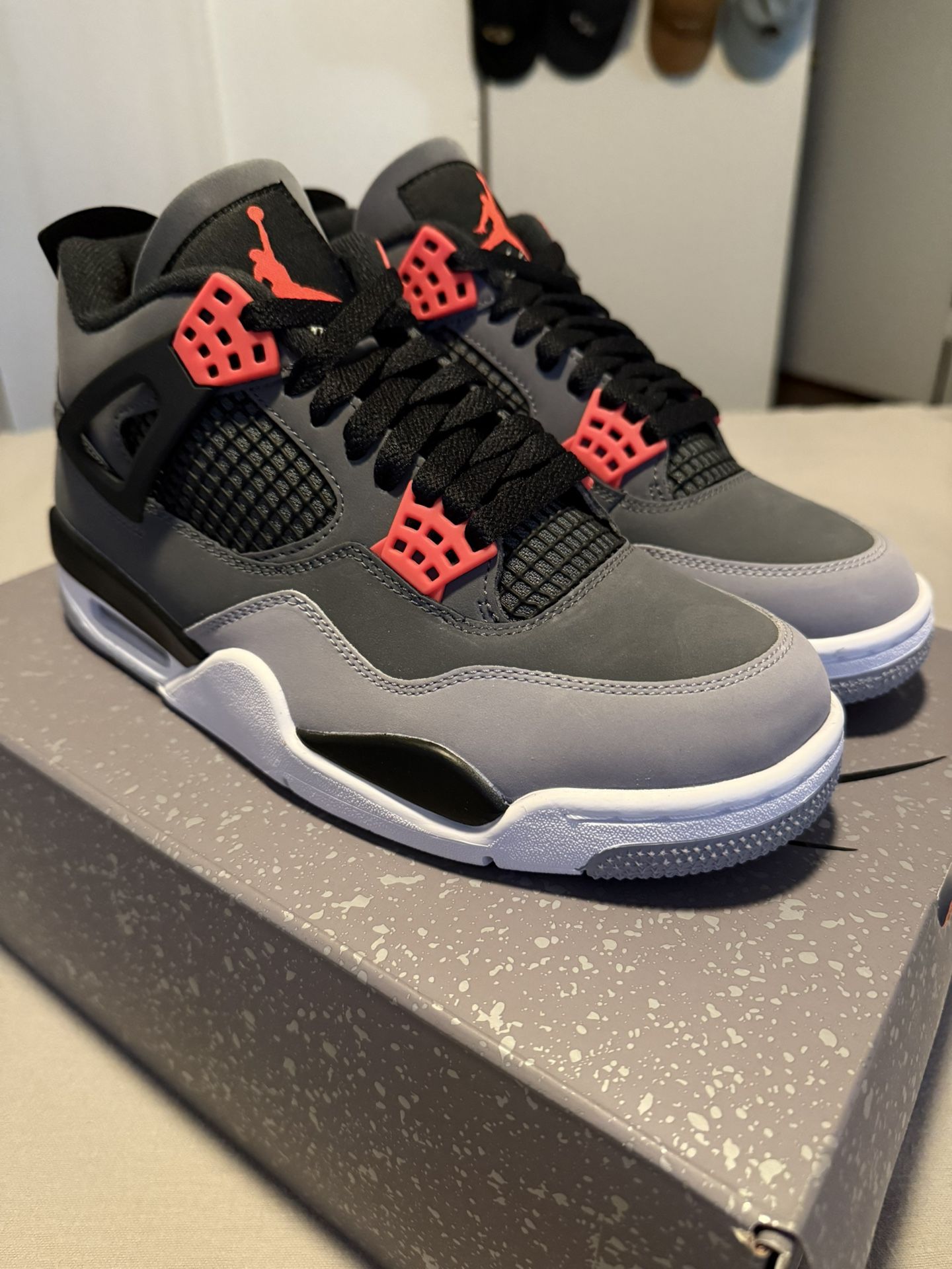Nike Air Jordan 4 Infrared Size 8M