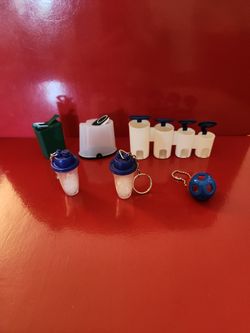 Tupperware Keychains & Collectables