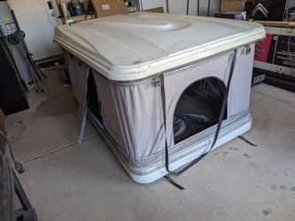 Danschel Hard Shell Rooftop Tent