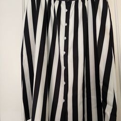 Black and White stripped skirt