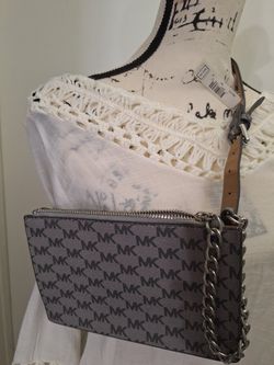 Michael Kors Handbag Are Over The Shoulder Bag