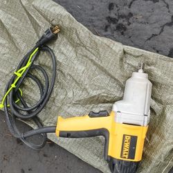 Dewalt 1/2" (13mm)) Impact Wrench 