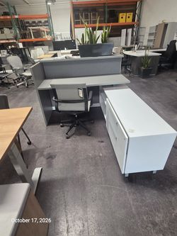 Reception desk