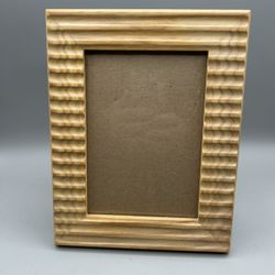 Pretty, Wood Picture Frame In Perfect Condition!  Holds 5” x 7”.