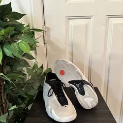Jordan 14 “Desert sand”