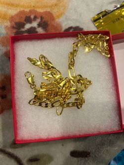 18k necklace and bracelet