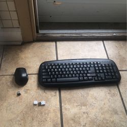 wireless keyboard and mouse Brand Onn Color black