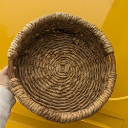 Hand Woven Round Tray With Handles '16
