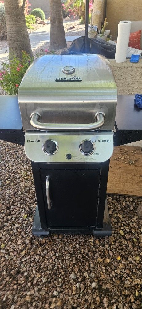 Char Broil BBQ grill