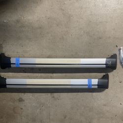 Roof Rack Crossbars- Kia sorrento