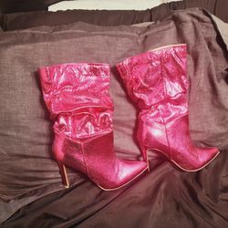 Brand New Size 9 Womens