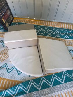 White Vinyl Outdoor Patio Cushion Set