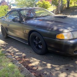 1998 Ford Mustang Gt 1400$