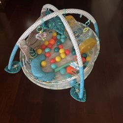  Baby Play Mat With Toys 
