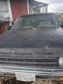 1990 Nissan Truck
