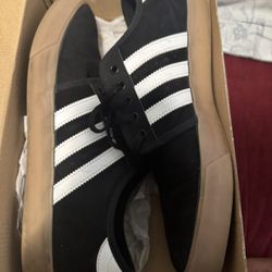 Adidas Seeley