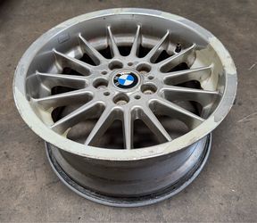 8 x 17 FRONT WHEEL RIM BMW E39 M5 540i 530i 528i 525i
