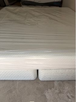 King Mattress And Box Springs