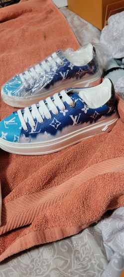 Louis Vuitton Ladies Sneakers-Size 37