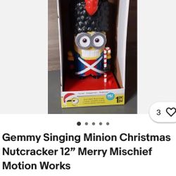 Minion Singing Nutcracker 