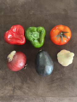 Lifelike Artificial Faux Vegetables for Decoration for Home  or Party-Set Of 6