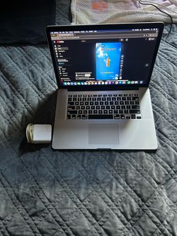 15” MacBook Pro 2013 W/ Charger