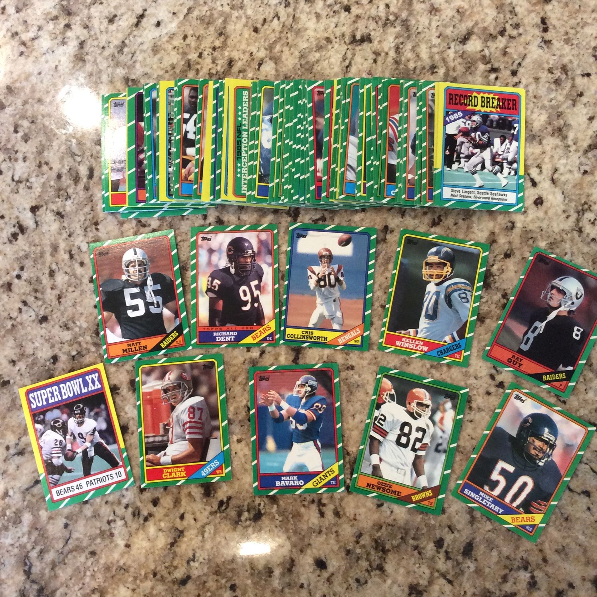 Vintage 1986 Topps Football Cards. Mint! Superstars !