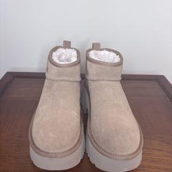 UGG Classic Ultra Mini New Heights Platform Boots - Driftwood - Size 8