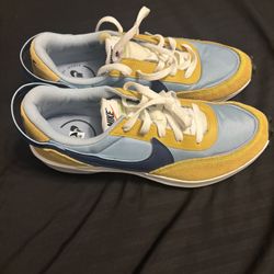 Nike Waffle One Size 9.5 New No Box