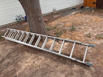 Aluminum  24 ft ladder