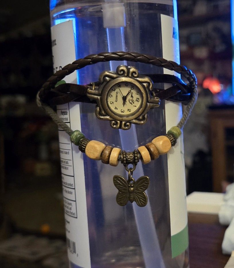 Vintage Style Leather Wrap Bracelet Watch