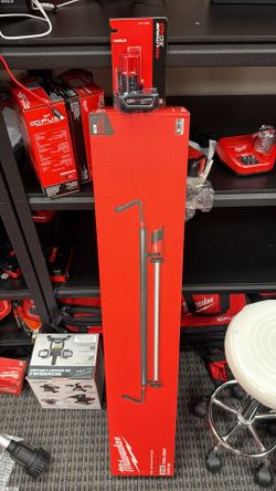 Milwaukee M12 LED Underhood Light + Battery 4.0