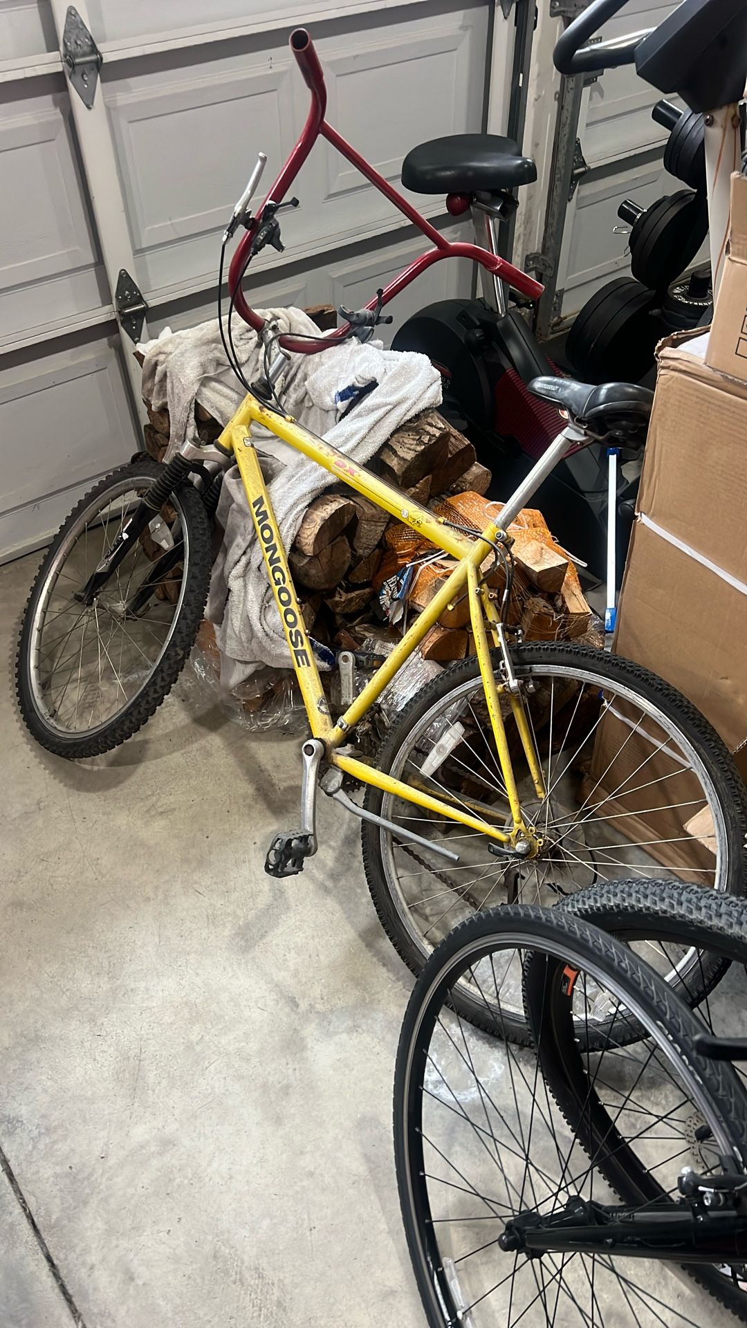Bike Mongoose Mountain Road Bike