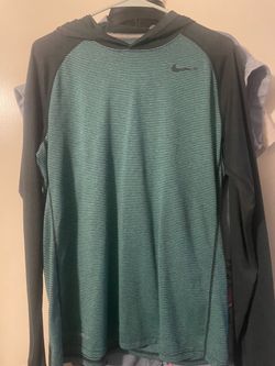 Nike Men’s Dri-fit hooded shirt