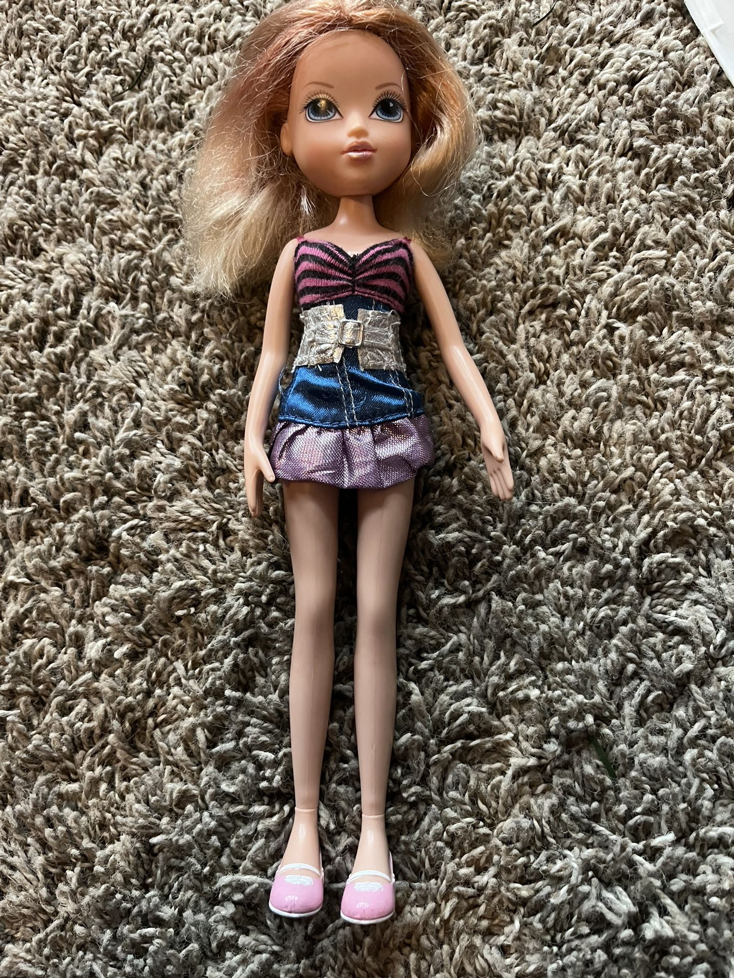 Moxie Girl Doll