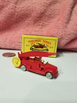 Fire engine Matchbox series number 9 a Moko lesney product